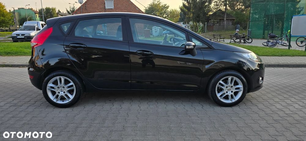 Ford Fiesta - 18