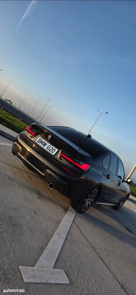 BMW Seria 3 320i AT - 4