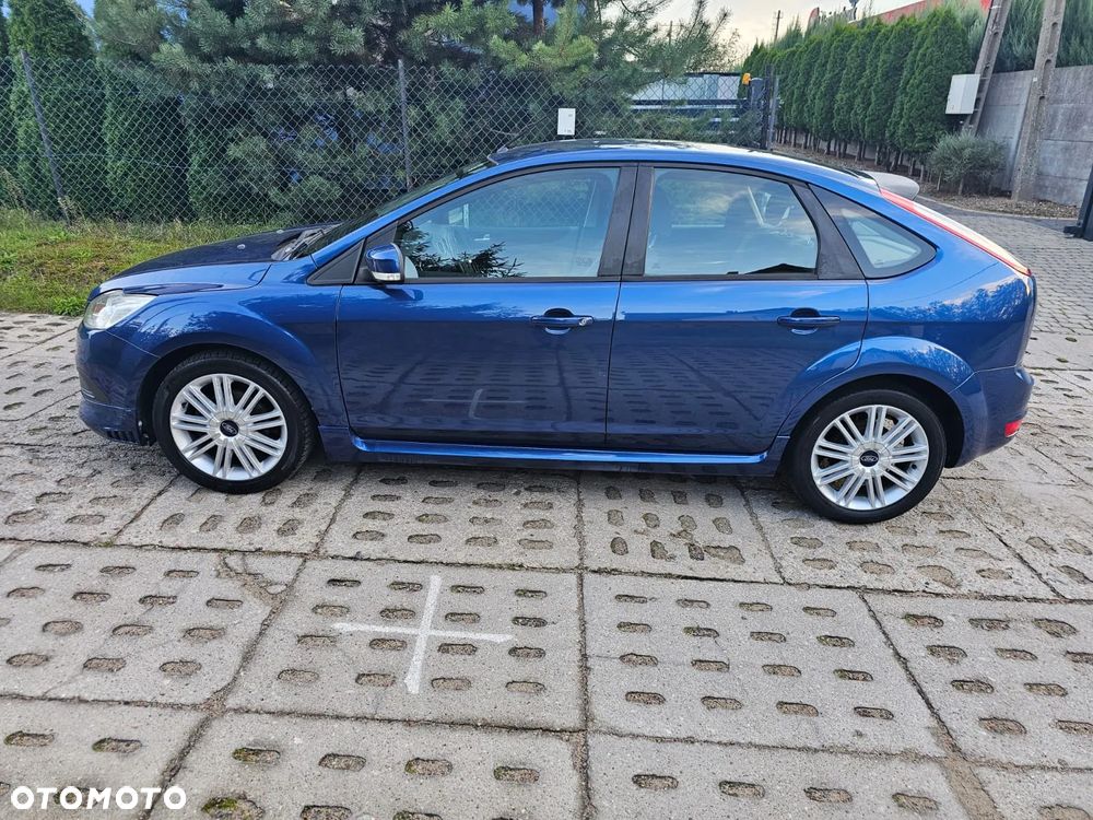 Ford Focus 1.6 TDCi Ambiente - 8