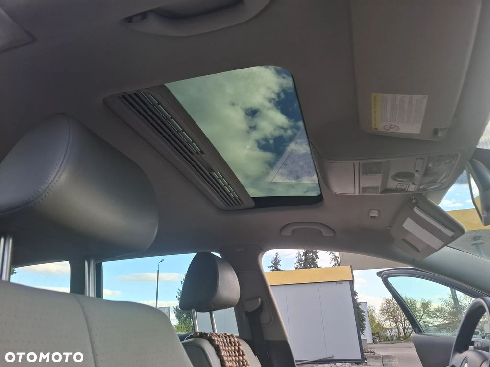 Volkswagen Passat 1.9 TDI Comfortline - 13