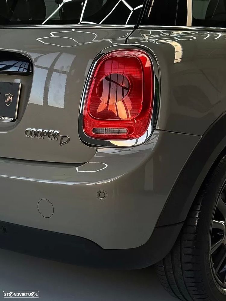 MINI 5 Portas Cooper D - 14
