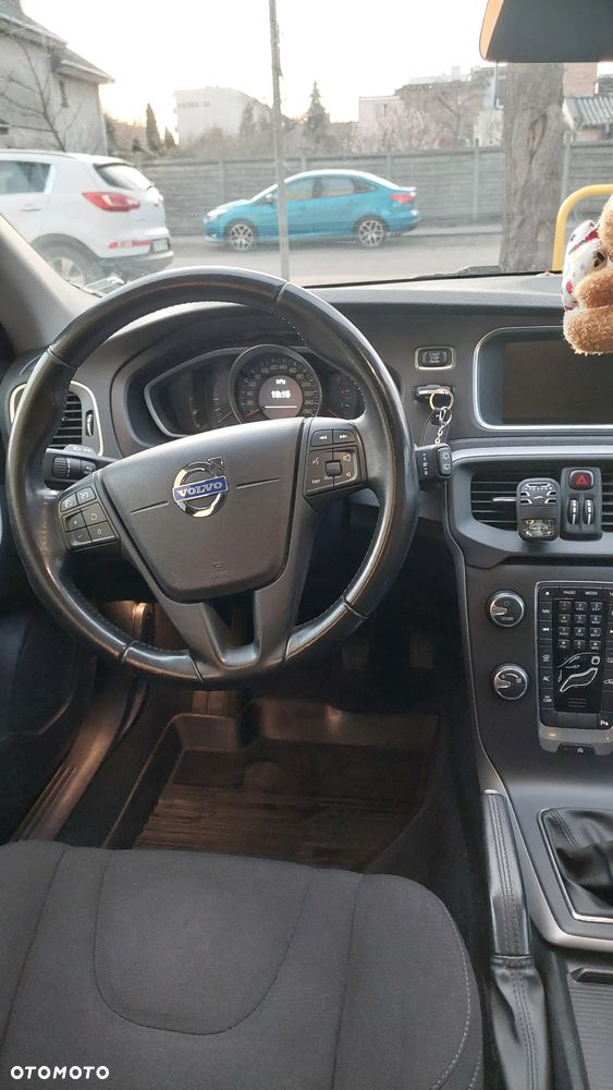 Volvo V40 D2 - 8