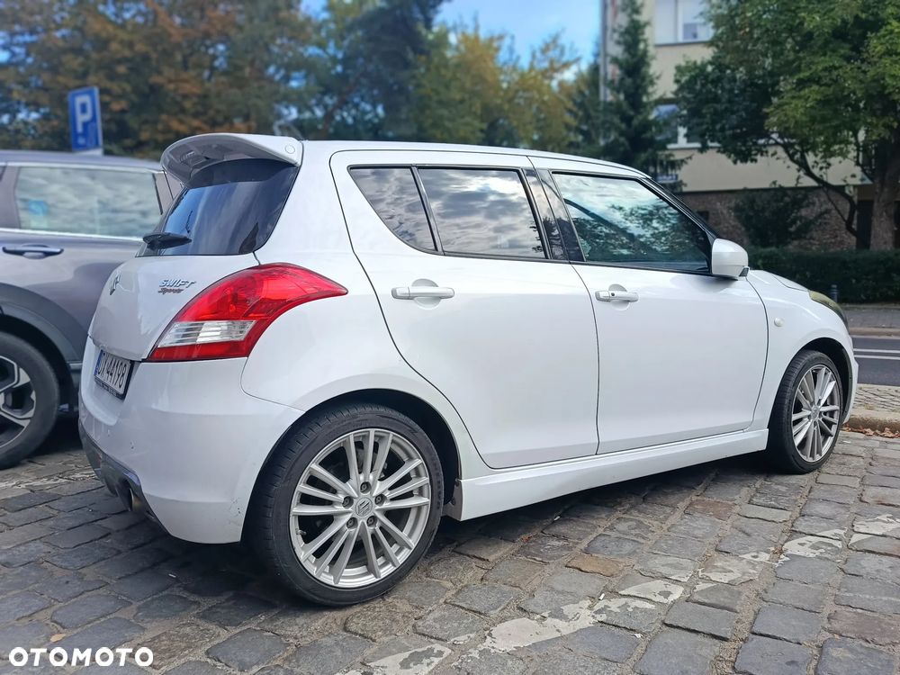 Suzuki Swift 1.6 Sport - 11