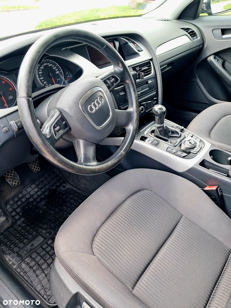 Audi A4 Avant - 7