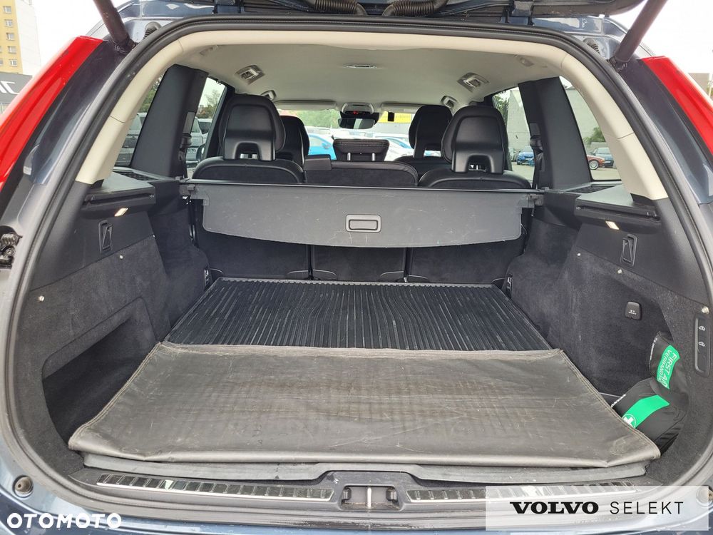 Volvo XC 90 - 29