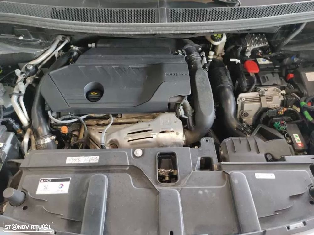 Peugeot 3008 1.6 Hybrid Allure e-EAT8 - 10