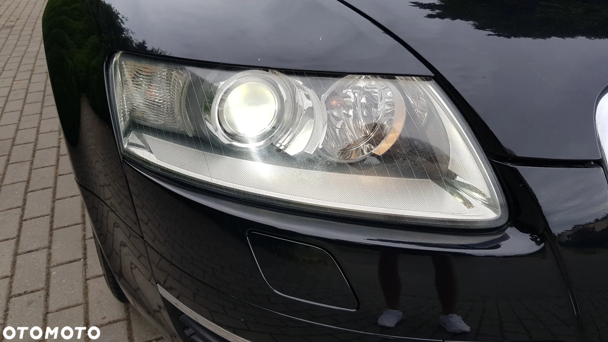 Audi A6 Avant 2.4 - 16