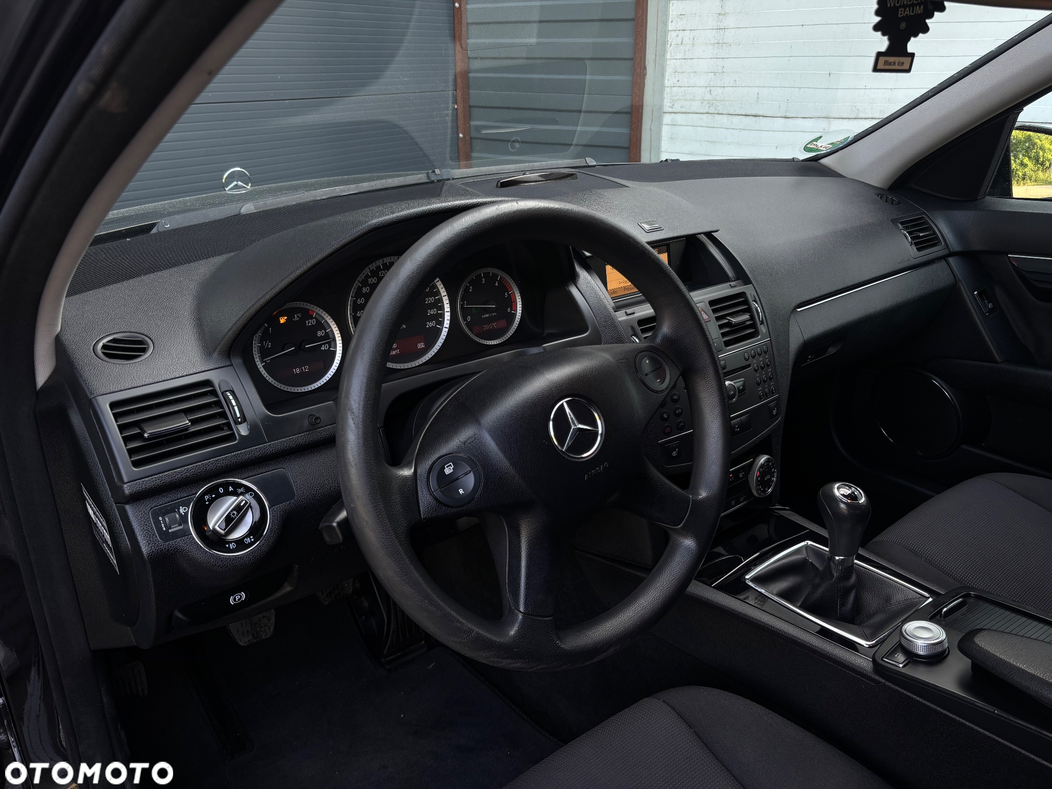 Mercedes-Benz Klasa C 200 CDI BlueEff Classic - 14