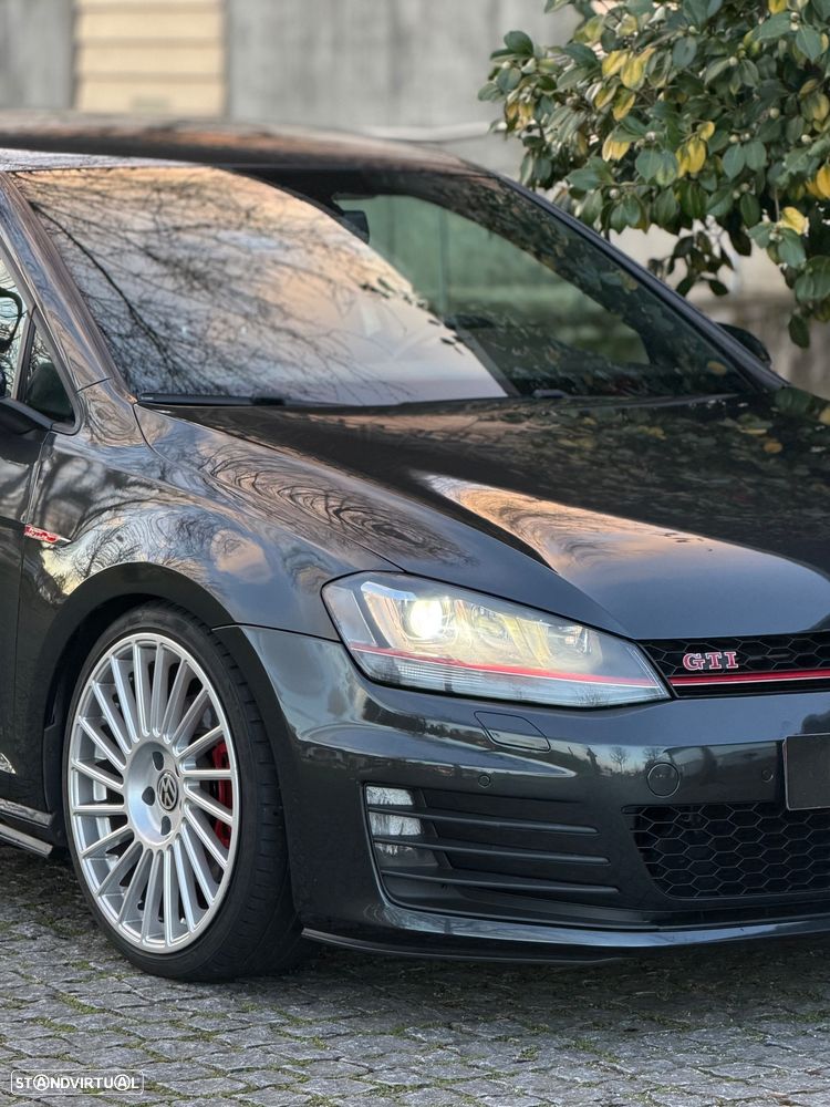 VW Golf GTI BlueMotion DSG - 11