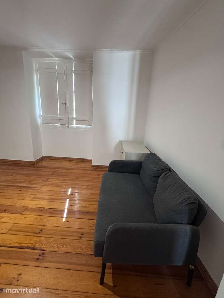 *Apartamento T1 para arrendar em Lisboa – Rua de Santa Bárbara* - Grande imagem: 2/14