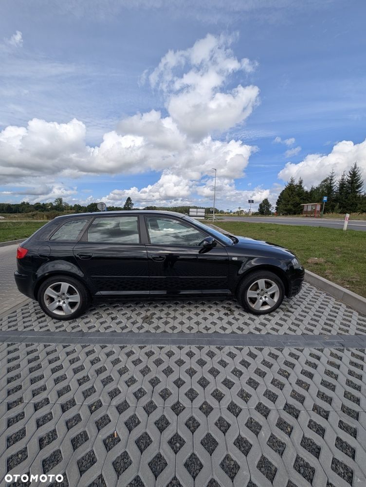 Audi A3 Sportback - 3