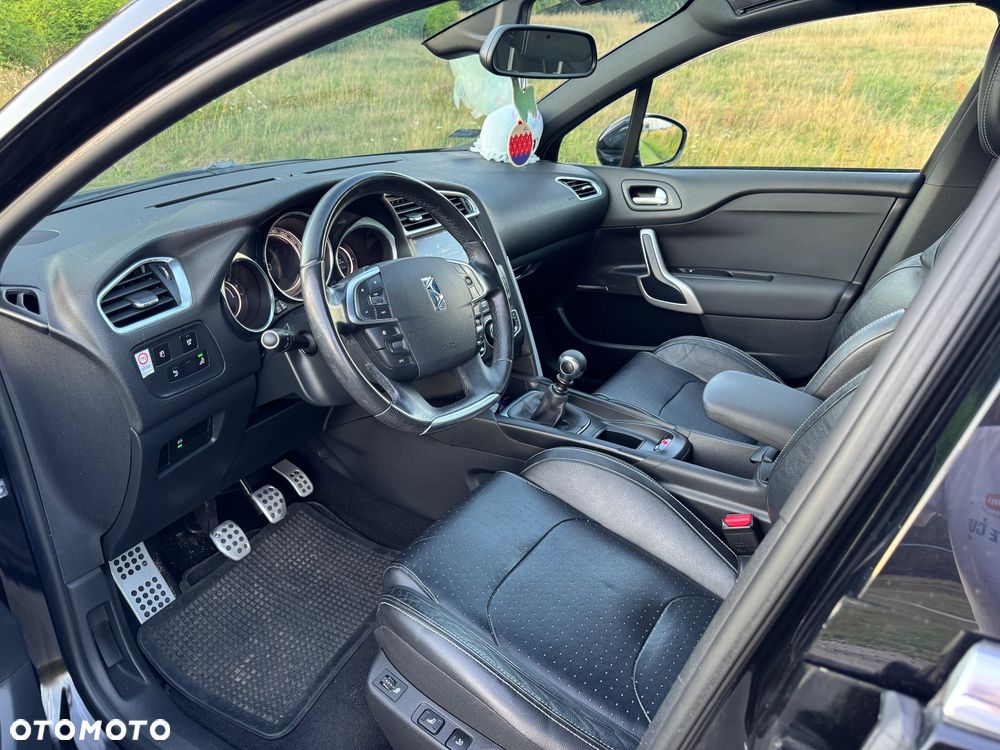 Citroën DS4 2.0 HDi SportChic - 15