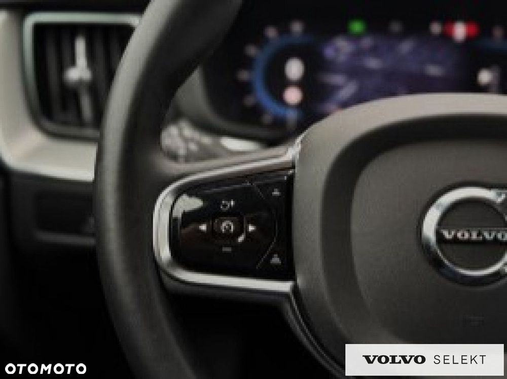 Volvo XC 60 - 8