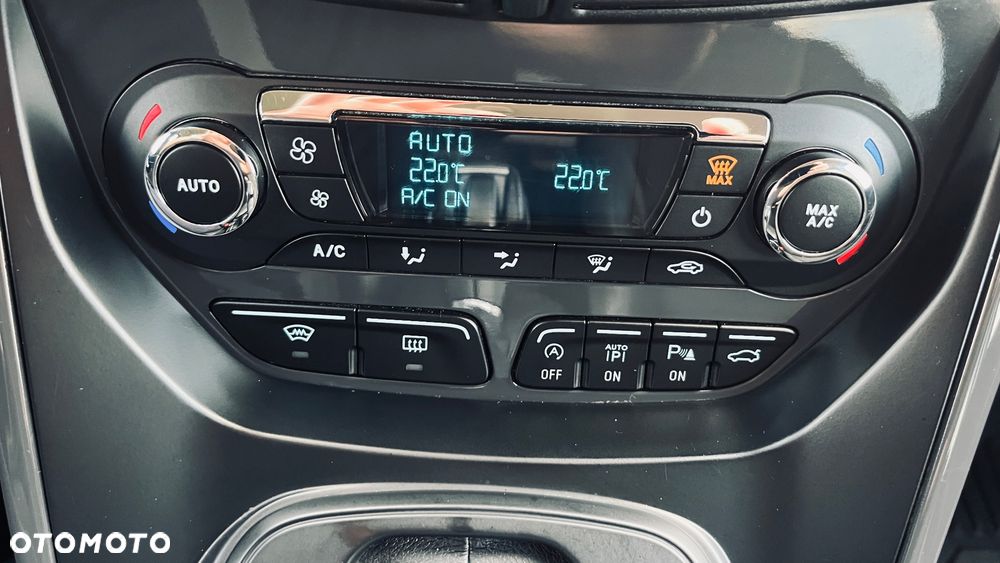 Ford Kuga 2.0 TDCi 4x4 Trend - 32