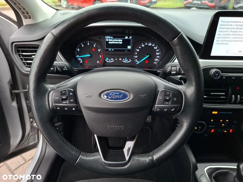 Ford Focus 1.0 EcoBoost Trend Edition - 17