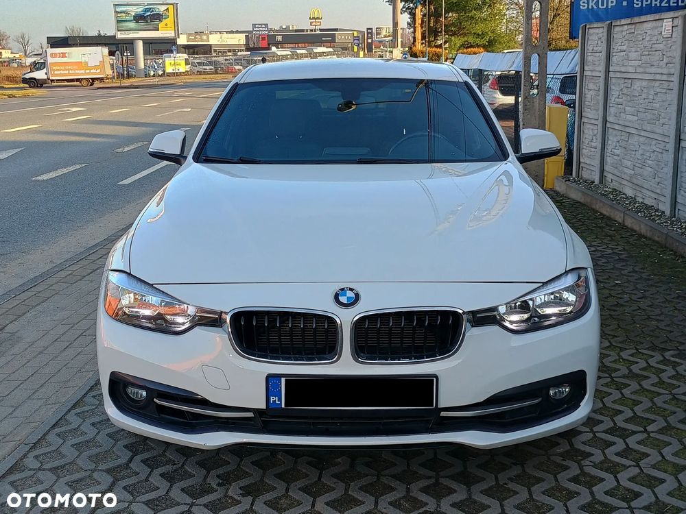 BMW Seria 3 328i xDrive Sport-Aut - 20