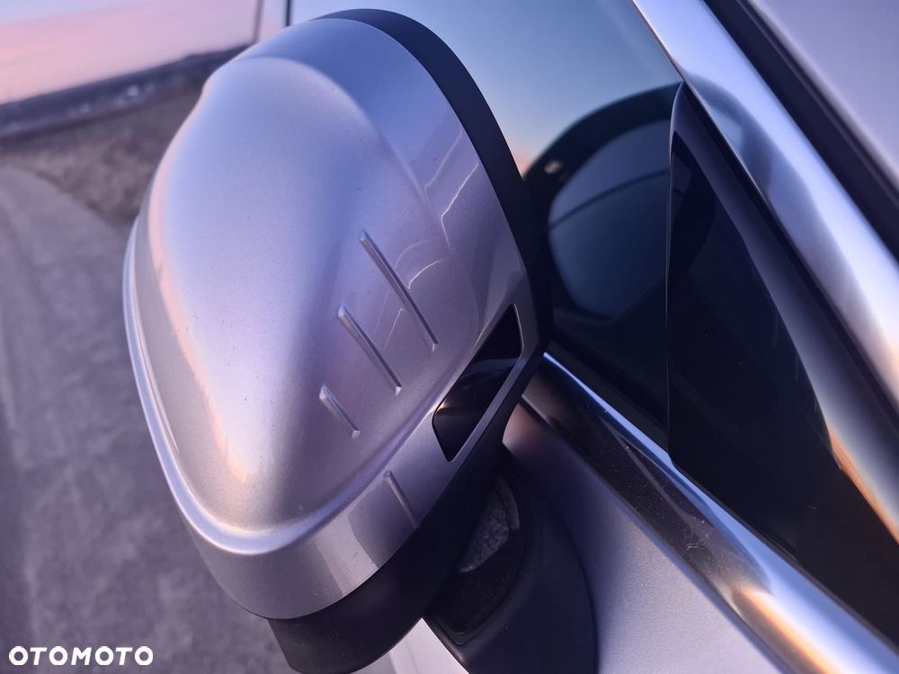 Audi A4 Avant 2.0 TDI S tronic - 36