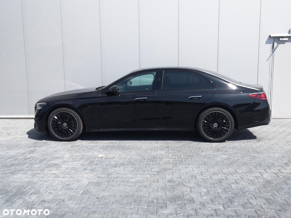 Mercedes-Benz Klasa E 200 mHEV 4-Matic AMG 9G-Tronic - 8