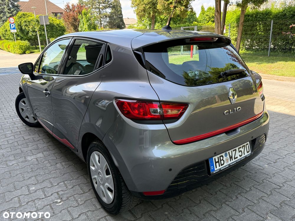 Renault Clio 1.2 16V 75 Experience - 3