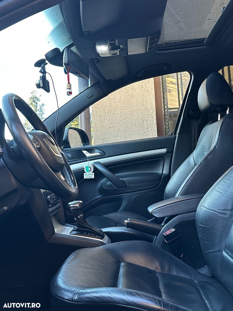 Skoda Octavia 2.0 TDI RS DSG - 1