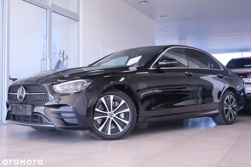 Mercedes-Benz Klasa E 300 de 9G-TRONIC AMG Line - 9