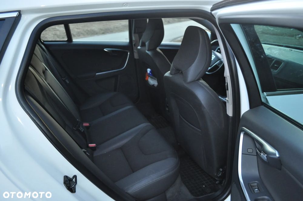 Volvo V60 - 22