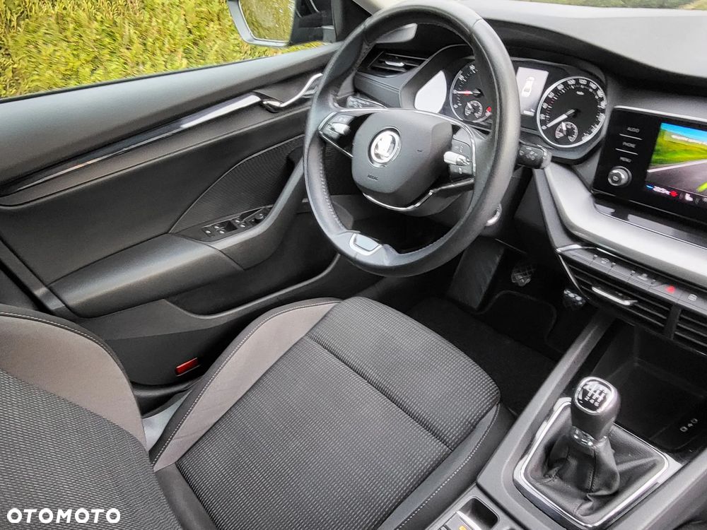Skoda Octavia 1.0 TSI Ambition - 10