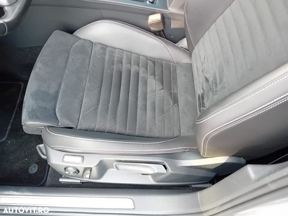 Volkswagen Passat 2.0 TDI DSG 4Motion R Executive - 3