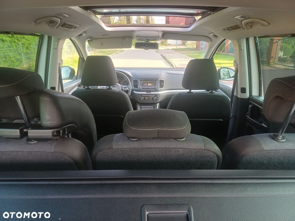Volkswagen Sharan 2.0 TDI DSG Blue Motion Style - 22