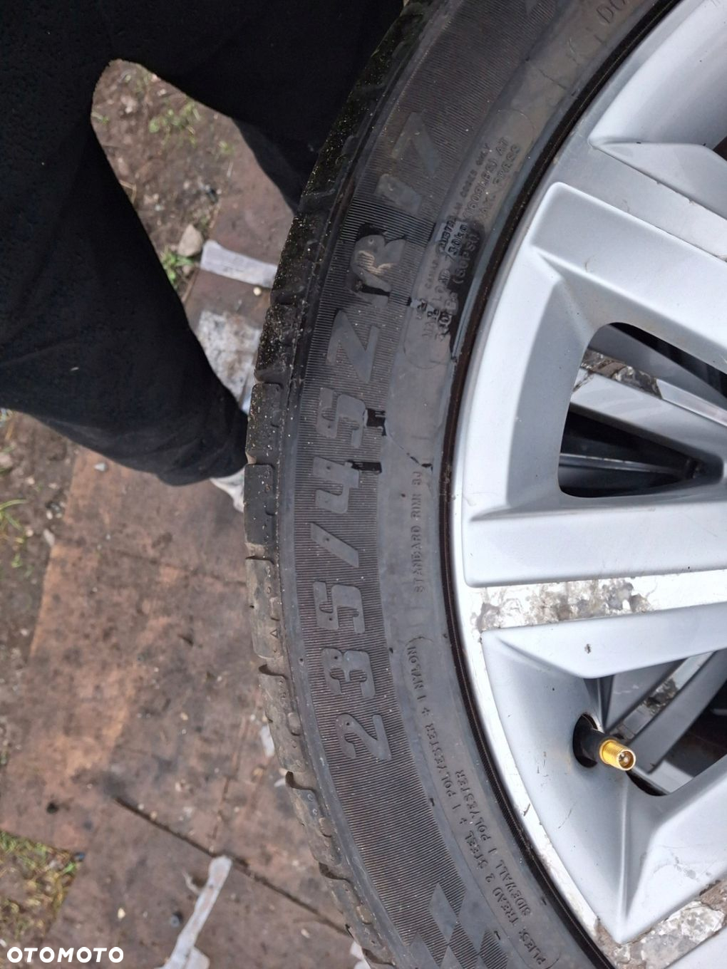 VW PASSAT B7 KOŁA 17 FELGI ALUMINIOWE 3AA601025F ET47 7,5Jx17 OPONY - 16