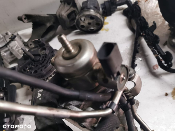 POMPA PALIWA audi a4 b8 1.8 tfsi 06H127025K