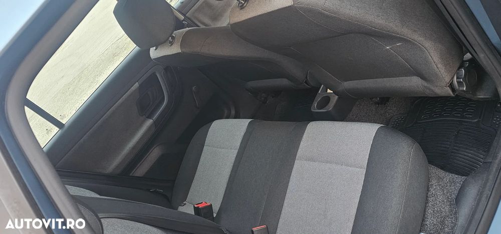 Skoda Fabia 1.2 TSI Ambiente - 7