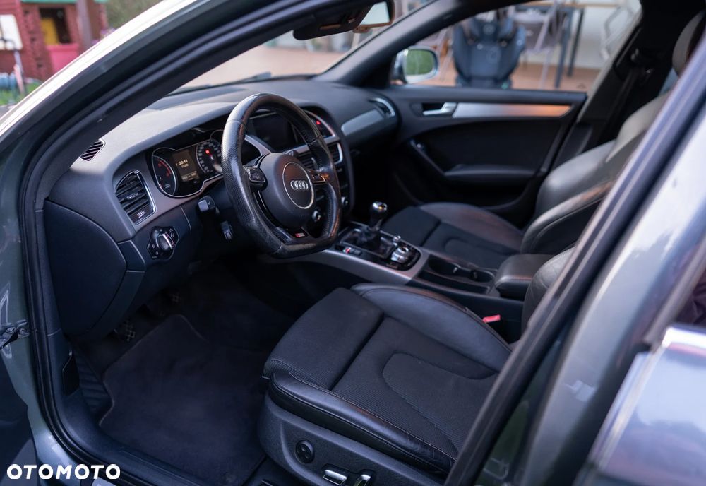 Audi A4 Avant - 6