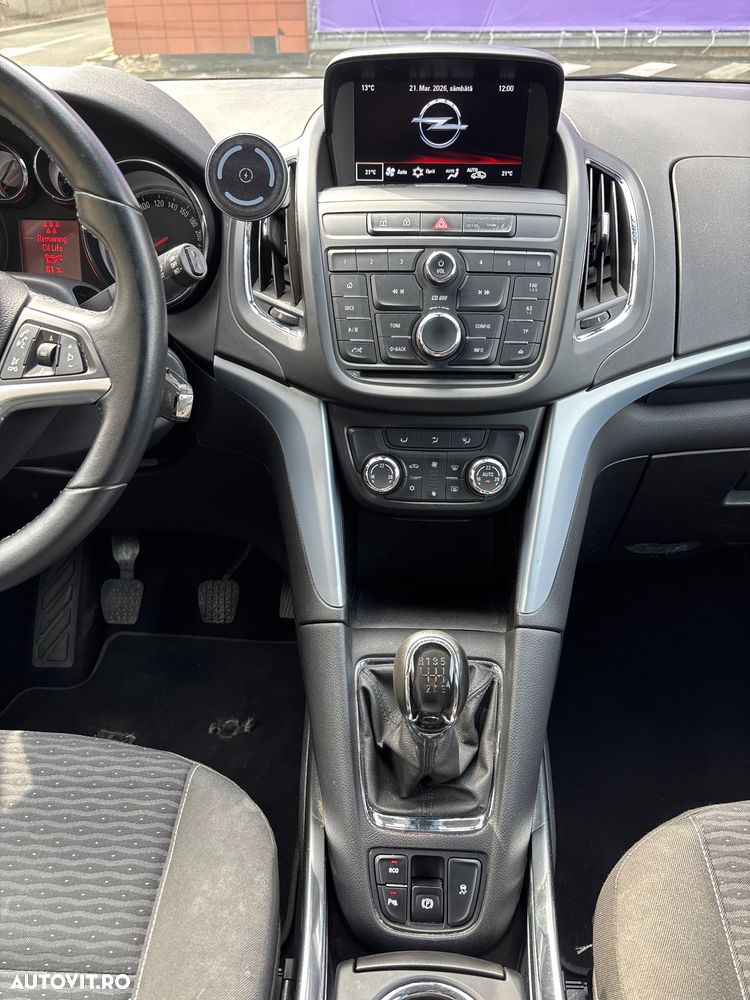 Opel Zafira - 35