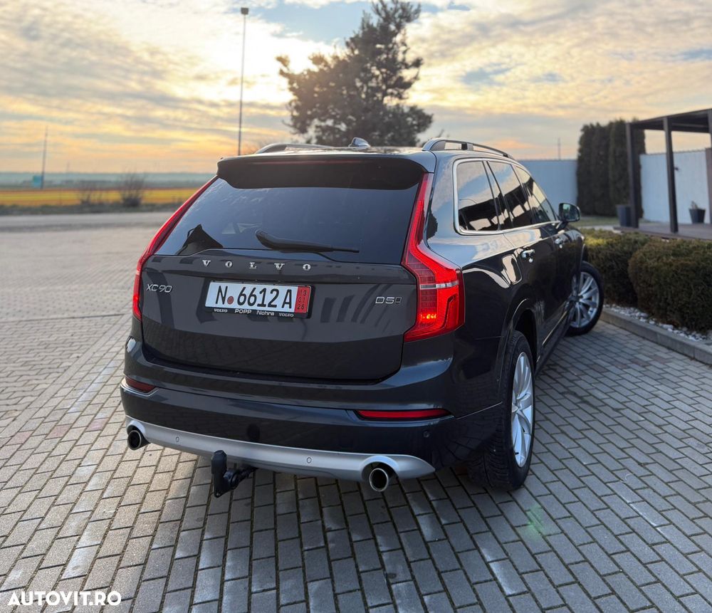 Volvo XC 90 D5 AWD Geartronic Momentum - 5