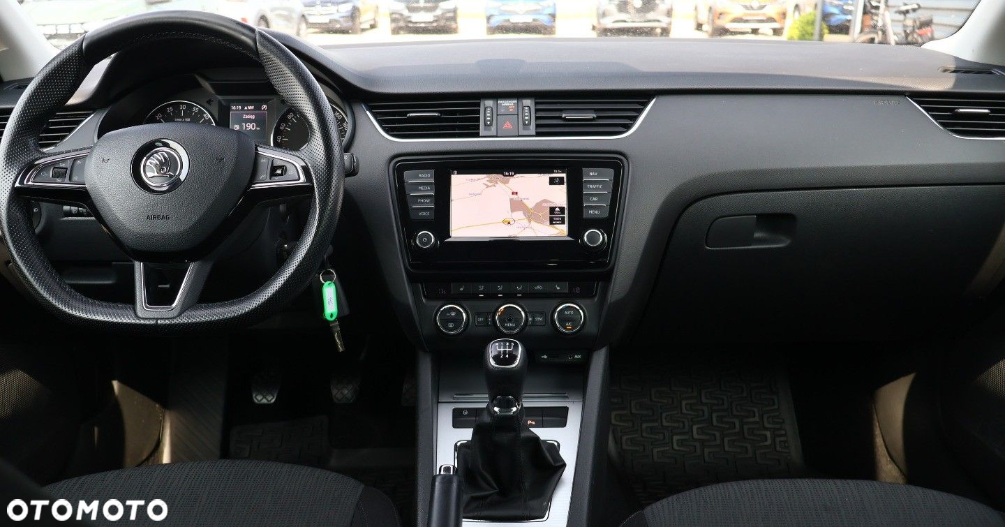 Skoda Octavia - 13
