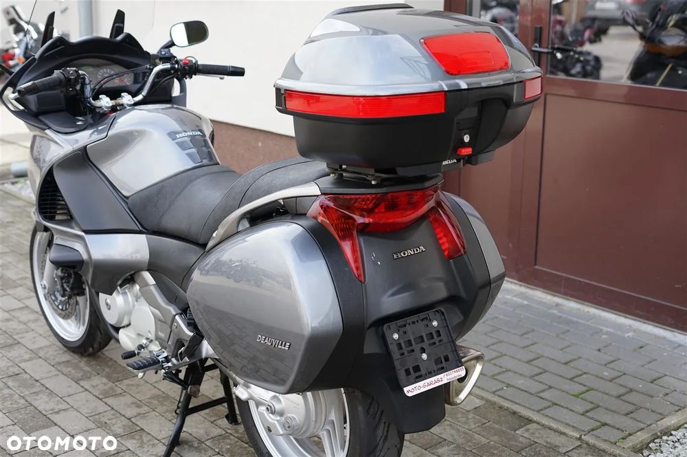 Honda NT - 23