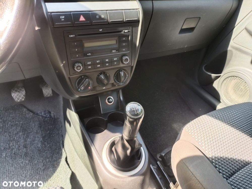 Volkswagen Fox - 6