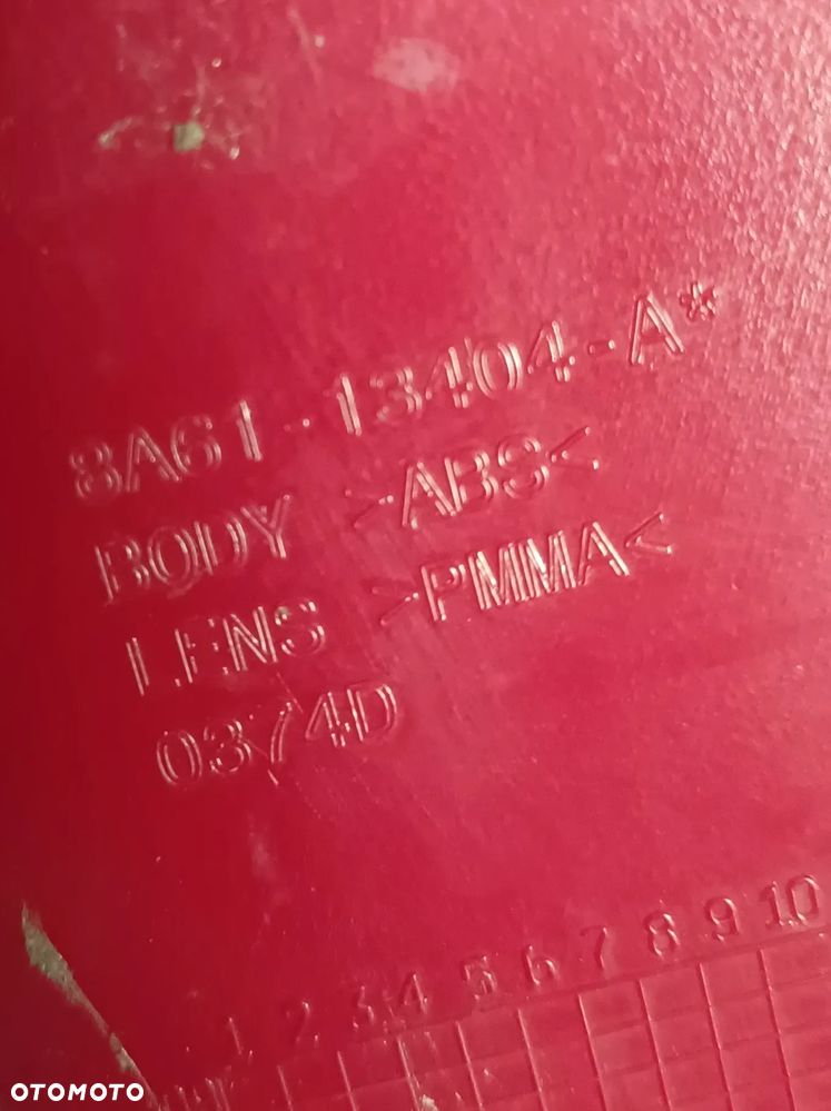 FORD FIESTA MK7 LAMPA PRAWY TYŁ 8A6113404A - 4