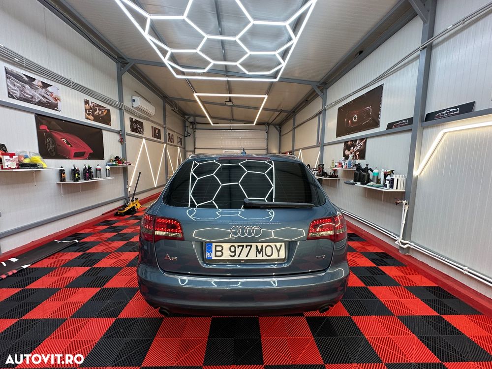 Audi A6 - 4