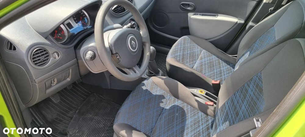 Renault Clio 1.5 dCi Expression - 9