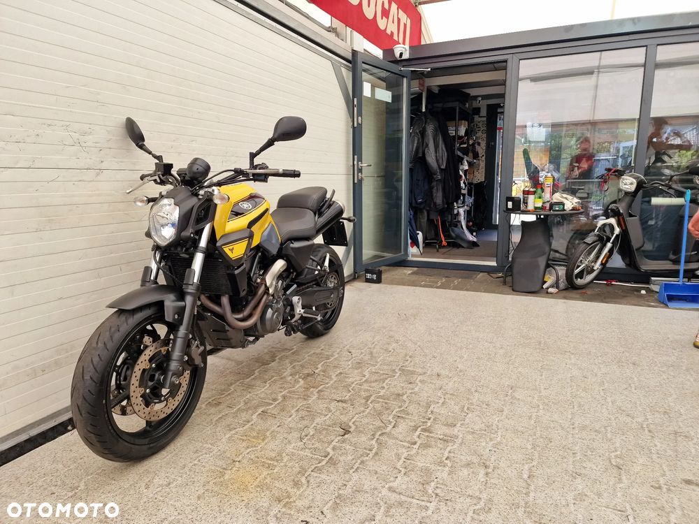 Yamaha MT - 2