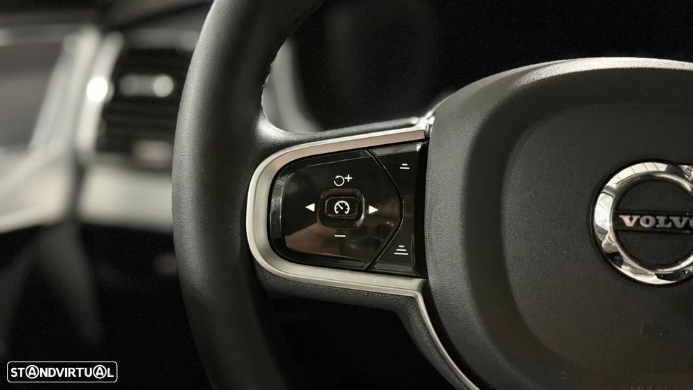 Volvo XC 90 T8 AWD Core - 26