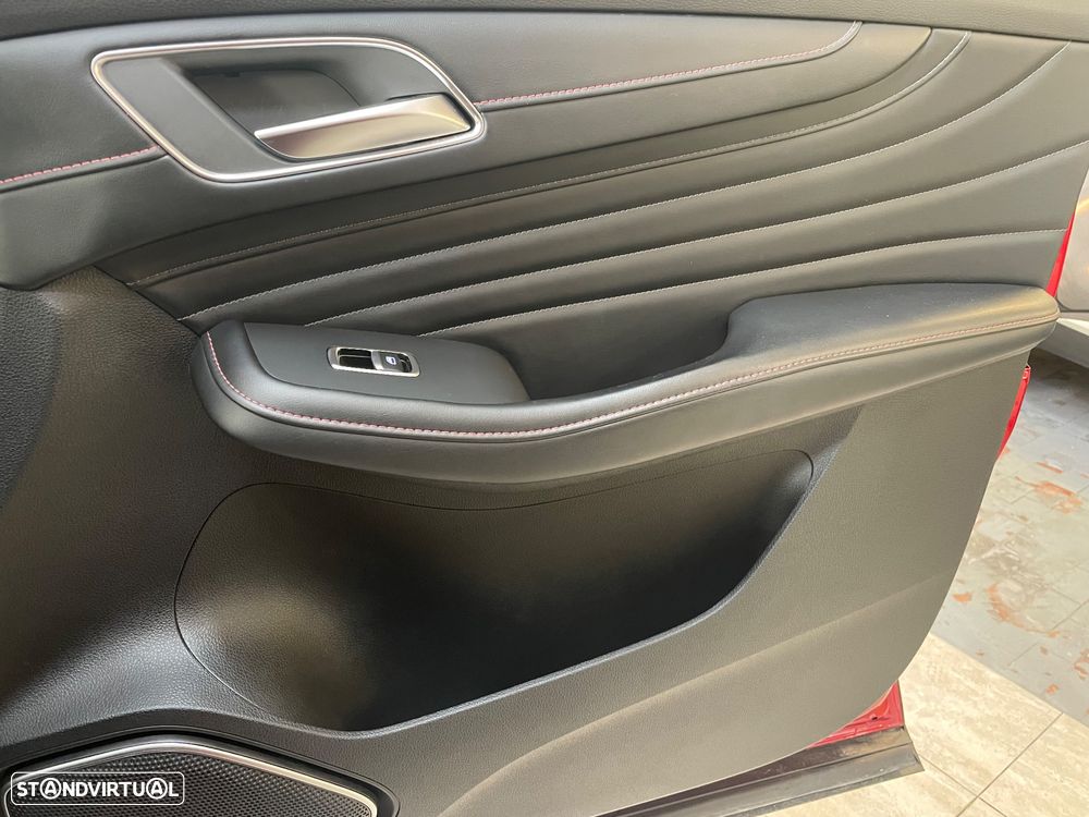 MG EHS 1.5 T-GDI Plug-in Hybrid Luxury - 33