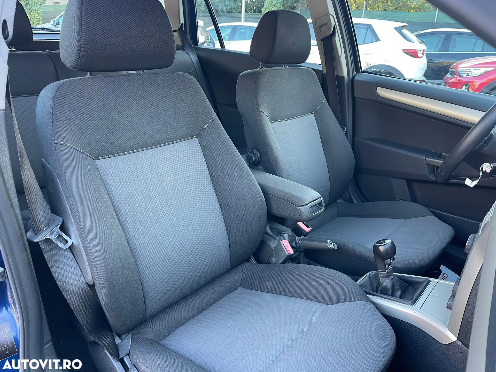Opel Astra 1.4 Caravan - 6