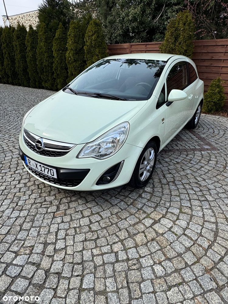 Opel Corsa 1.4 16V Edition - 2