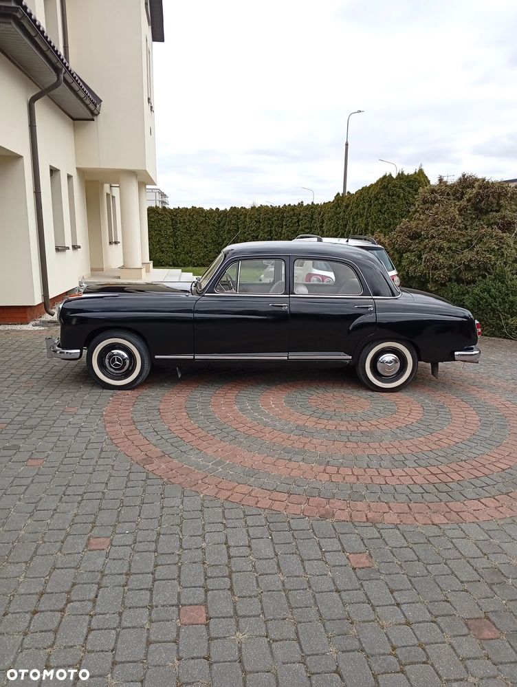 Mercedes-Benz Inny - 4