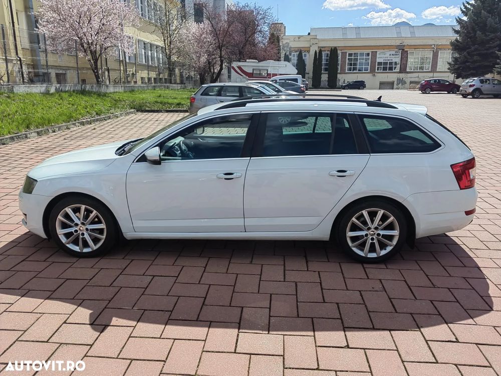 Skoda Octavia 2.0 TDI DSG Ambition - 2