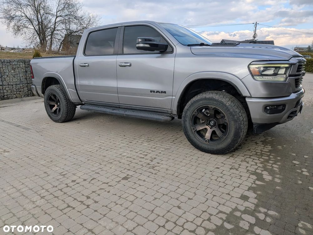 RAM 1500 5.7 Crew Cab Laramie - 11