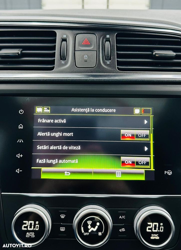 Renault Kadjar BLUE dCi 115 BUSINESS EDITION - 28